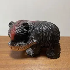 木製クマの彫刻 魚を持つデザイン - メルカリ