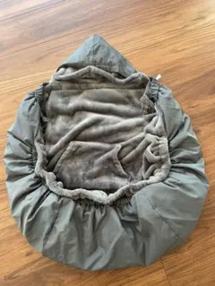 抱っこ紐　防寒カバー　美品