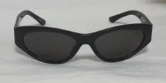 定価5万円　バレンシアガ　サングラス　BB0367S 001 付属品ありのサムネイル
