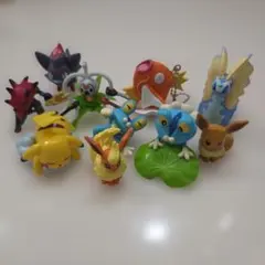 ポケモン フィギュア 4体セット モンコレ びっくらたまご バスボール