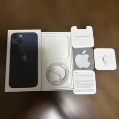 iPhone 13 128GB 箱とLightningケーブル