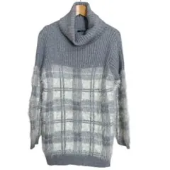 INGNIイングチェック柄オフタートルロングニット　Ｍ　長袖　フェザータッチ素材