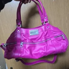 Item thumbnail for item f5a372ce-31ba-442a-a0b3-73a34e334664