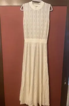 エイミーイストワール　ホワイトノースリーブロングニットワンピース