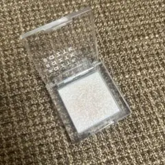 《美品》AZTK シングルアイシャドウ 03のサムネイル