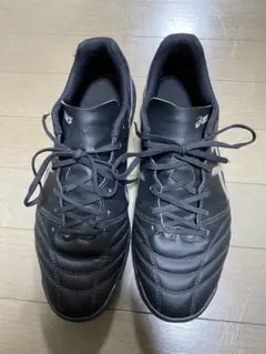 ASICS サッカーシューズ　フットサル ブラック　28