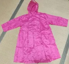 ピンク フード付きレインコート 収納袋付き 120cm