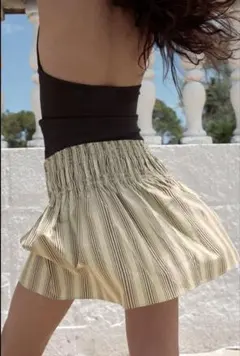 ZARA新作　ストライプ ウエストゴム ミニスカート