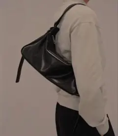 WYM LIDNM EMBOSSED SOFTGLOW SHOULDER BAGのサムネイル