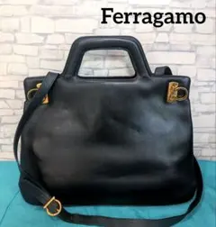 美品♥フェラガモ Ferragamo ガンチー二 レザー ハンドバッグ 2way