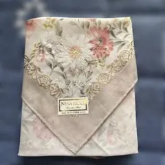 NINA RICCI ハンカチ 花柄 刺繍 ベージュのサムネイル