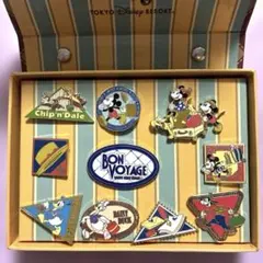 東京ディズニーリゾート　ボン•ボヤージュ トラベルバッグ型ボックス入りピンバッジ