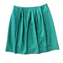 新品未使用　日本製　TOMORROWLAND大人ダークグリーン フレアスカート