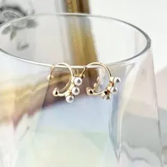 イヤーカフ イヤリング ゴールド 3連 人工パール シンプル 上品 韓国