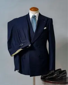 超美品 26ss Holliday & Brown ジオメトリックタイ ブルーのサムネイル