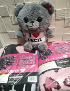 CECIL McBEE　ROSEFANFAN ロゴ柄毛布 2種セット&ぬいぐるみ