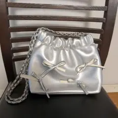 ショルダーバッグ　シルバー リボン
