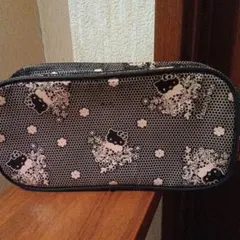 ハローキティポーチ