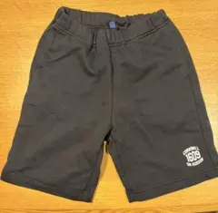 【UNIQLO】黒　ハーフパンツ 130cm ポケット付き