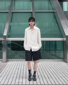 acne studios テーラードショートパンツ　ストライプのサムネイル