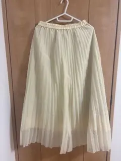 アイボリー ロング プリーツスカート