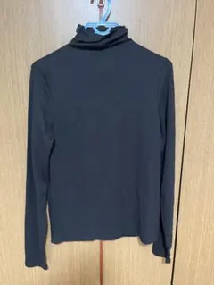 ブラック M タートルネックセーター
