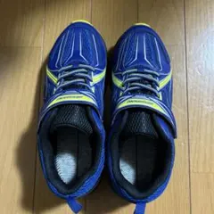 瞬足スニーカー 22.5cm 青/黄