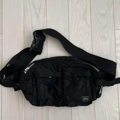 【美品PORTER タンカーブラック ボディバッグ ブラック吉田カバン 人気】