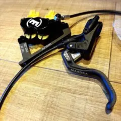 MAGURA MT5 フロント油圧ディスクブレーキ 組み付けのみ未使用品のサムネイル