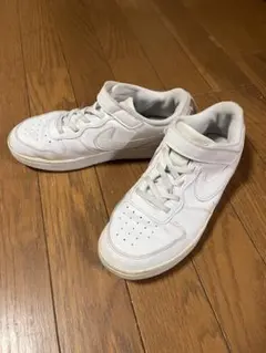 Nike キッズ スニーカー ホワイト　22cm