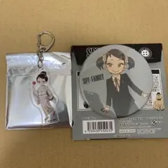 スパイファミリー　缶バッチ アクリルキーホルダー　ベッキー