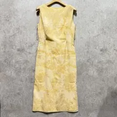 ESCADA シルク100％ 花柄 ノースリーブ ひざ丈ワンピース 40のサムネイル
