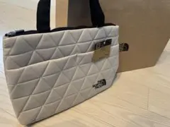 ノースフェイス　ジオフェイスボックストート