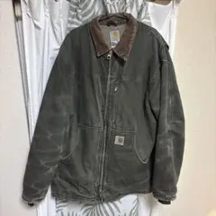 モスグリーン