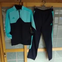 期間限定値下げ！アディダス トレーニングジャージ 上下セット 160cmサイズ