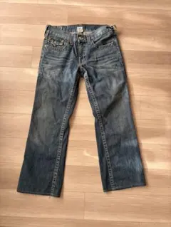 【レア】True Religion Embroidered Koi Jeans