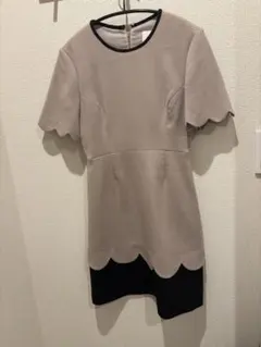 kate spade ベージュ黒 スカラップ袖 ワンピース 00