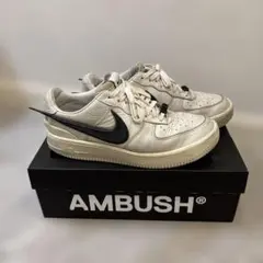 AMBUSH Nike Air Force 1 ホワイト/ブラックのサムネイル