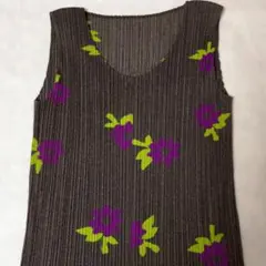 新品同様裾カットしたプリーツプリーズワンピース