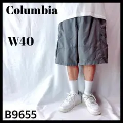 コロンビア 軽量 速乾 ナイロン ハーフパンツ ショートパンツ グレー Ｗ40のサムネイル