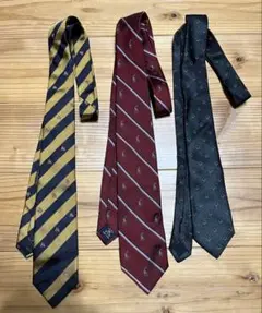新品未使用 箱付き✨Dunhill ネクタイ ストライプ シルク100% 新品未使用 箱付き✨Dunhill ネクタイ ストライプ シルク100
