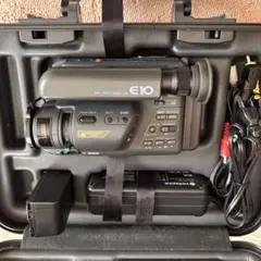 HITACHI 8mmビデオカメラ VM-E120 - メルカリ