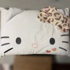 キティちゃん　豹柄　枕のサムネイル