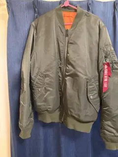 オリーブ色 MA-1 フライトジャケット　アルファ