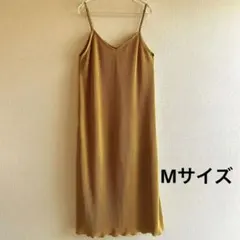 charm berry ticワンピース　黄色　Mサイズ