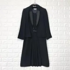 Item thumbnail for item 4eb6e4a9-ad10-4e40-b1e7-d3982b2edd6d