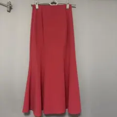 GU カットソーマーメイドロングスカート