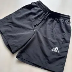adidas ショートパンツ Mサイズ 黒