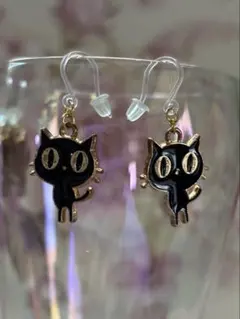 猫型ピアス（黒・白）と紫色ドロップピアス　　　　　　 8点セット