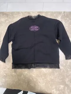 メッシュフリル付き黒トレーナー